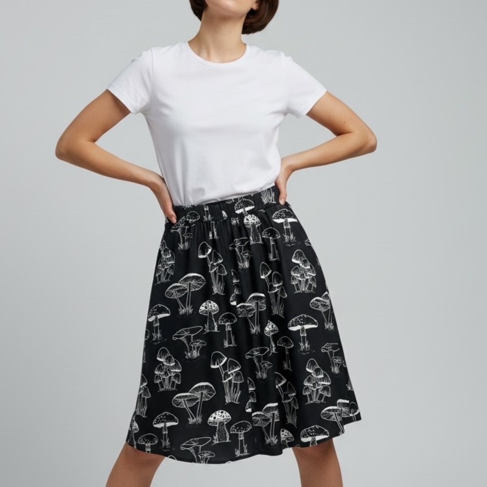 NWT LA Soul Mushroom Print Midi Skirt Sz L Retro Black Boho Hippie Sold Out